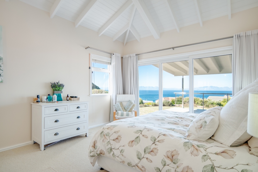 3 Bedroom Property for Sale in Glen Marine Western Cape